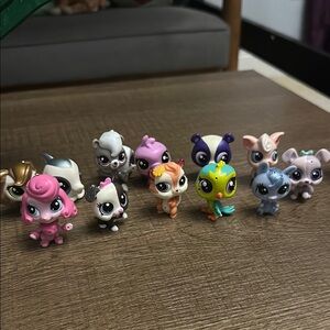 Littlest Pet Shop Pink and White Dolls & Accessories Set